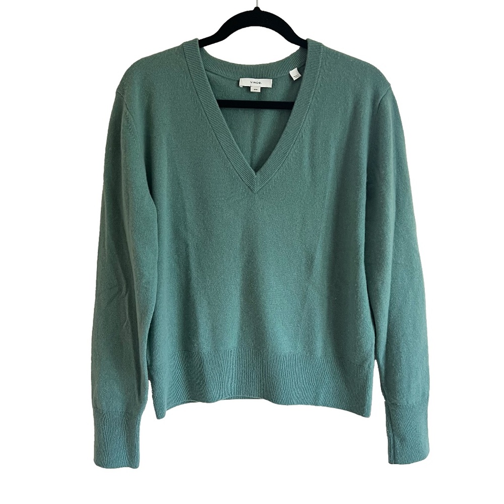 Vince Green Cashmere/Wool Blend V-Neck Sweater